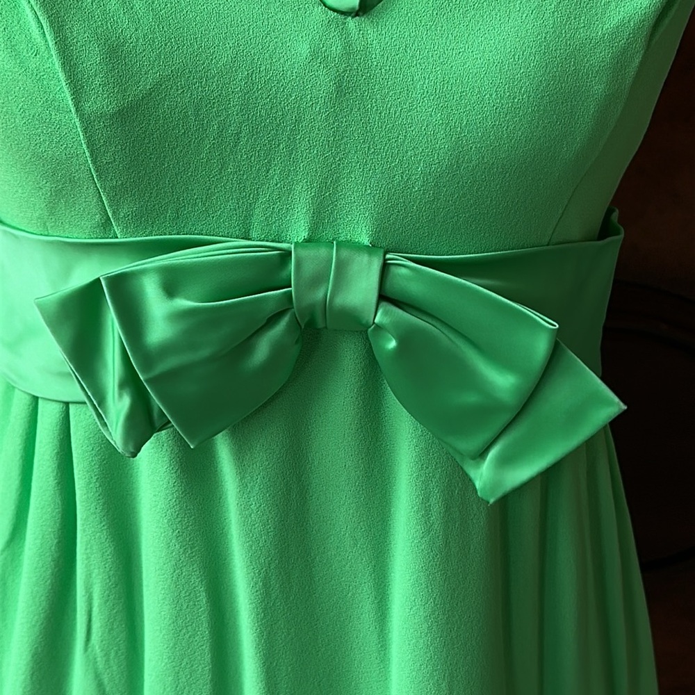 Vintage Sleeveless Dress - Picture 4 of 17